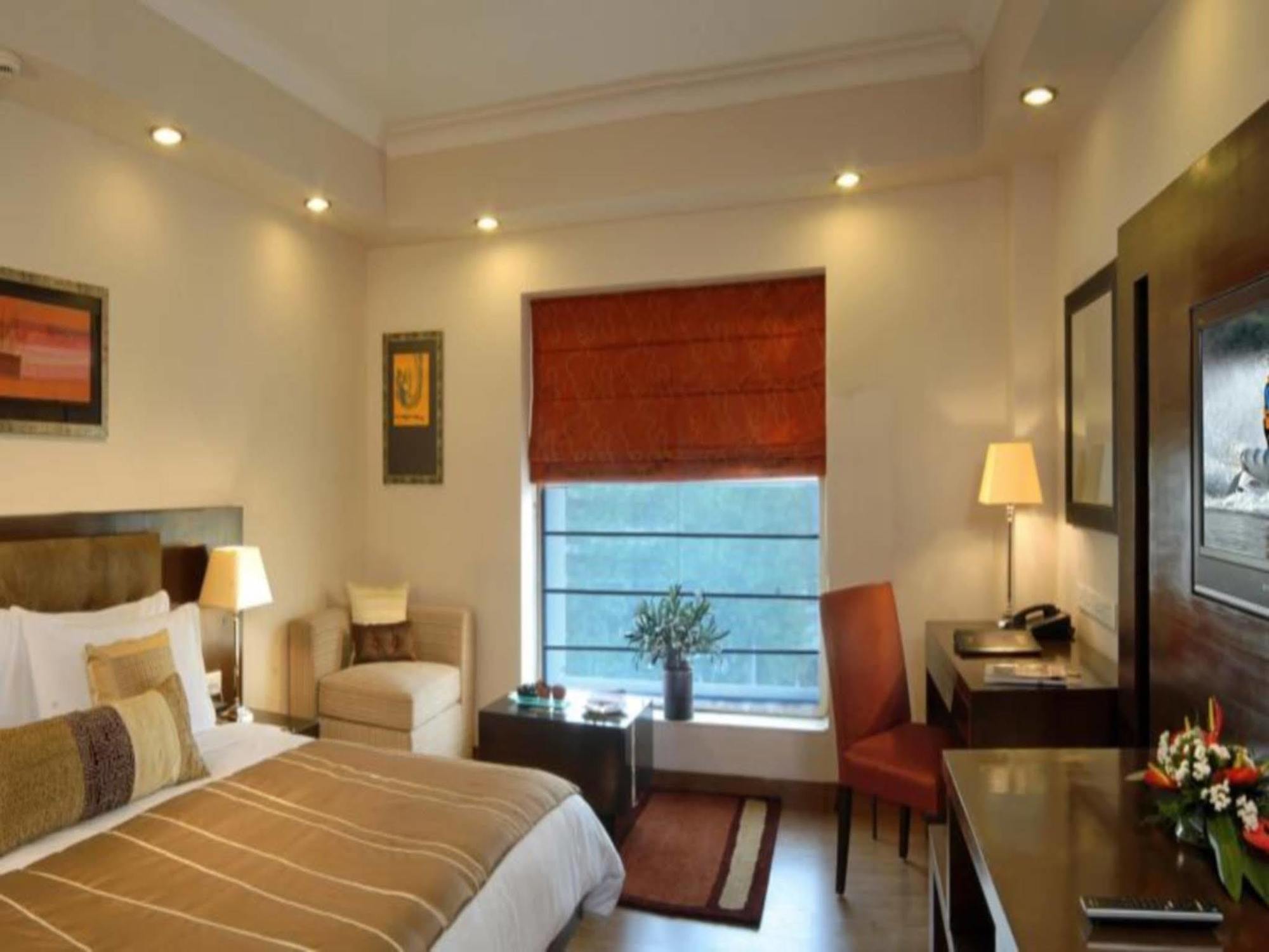 Fortune Sector 27, Noida - Member Itc Hotels' Group Экстерьер фото